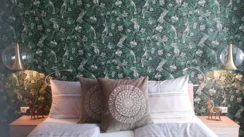 One-Bedroom Apartment image 3