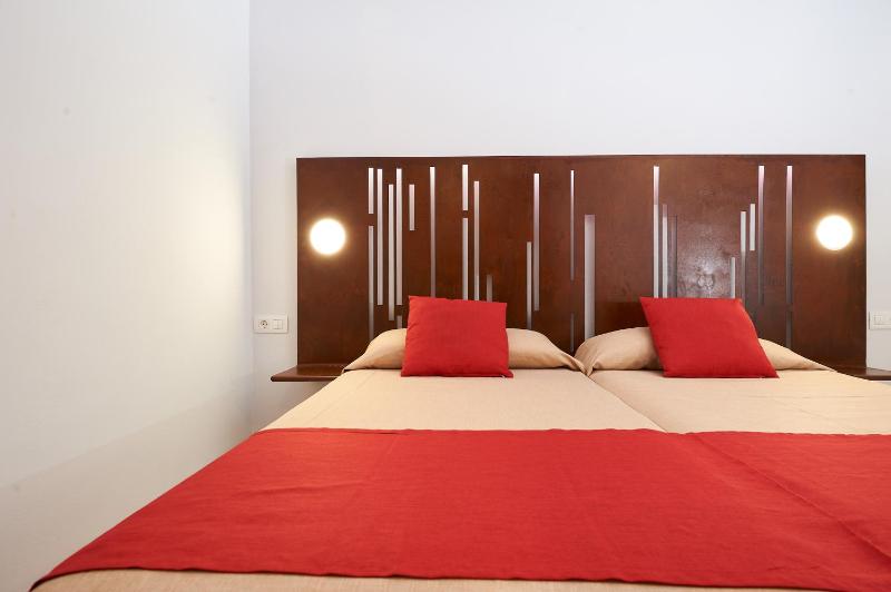 Double Room with Lounge (4 adults) image 1