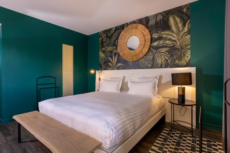 Superior Double Room image 2