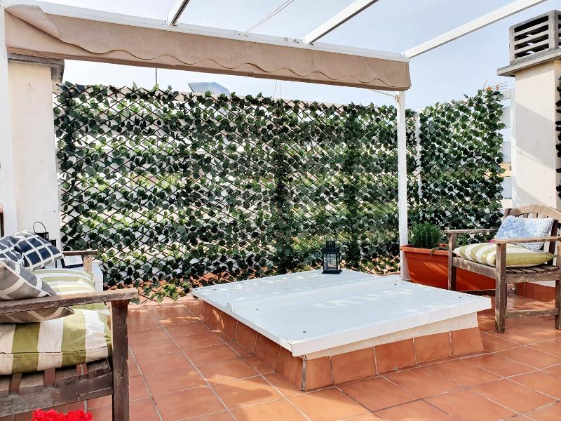 Captain's Penthouse Studio - image 11