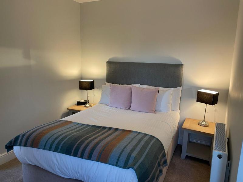 Double Room image 1
