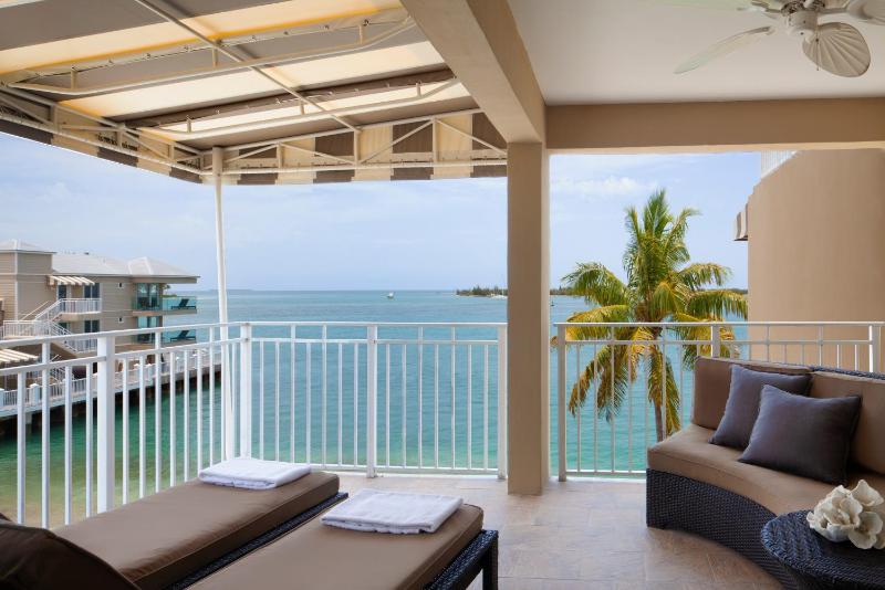 Pier House Resort & Spa - image 47