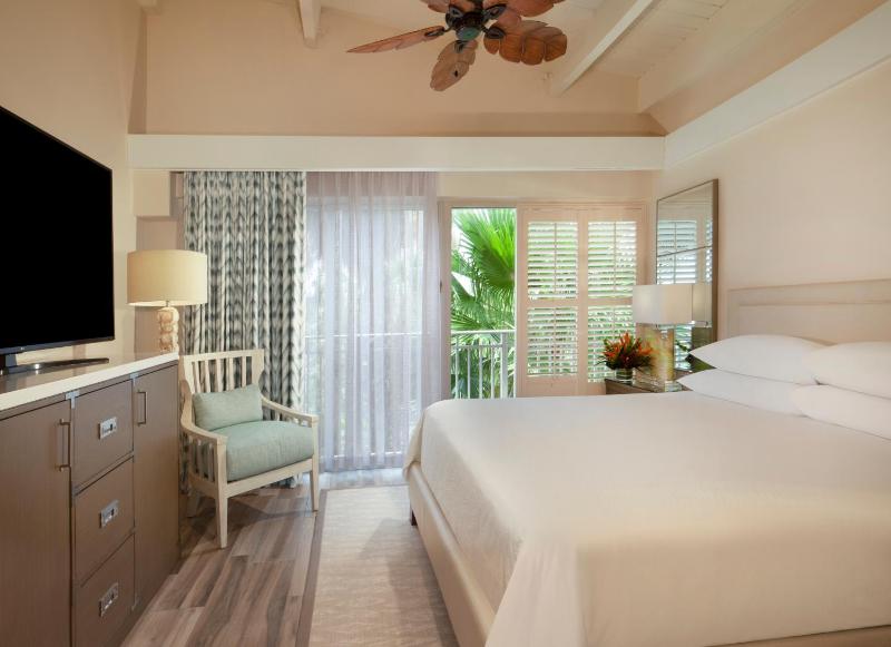 Pier House Resort & Spa - image 46