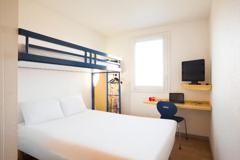Triple Room image 4