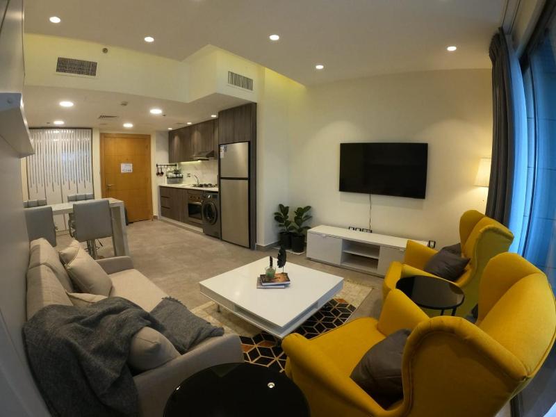 One-Bedroom Apartment image 2