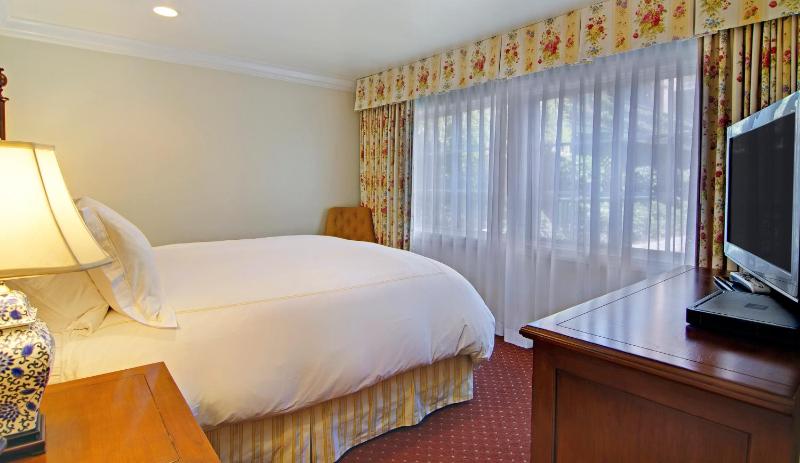 King Suite image 4