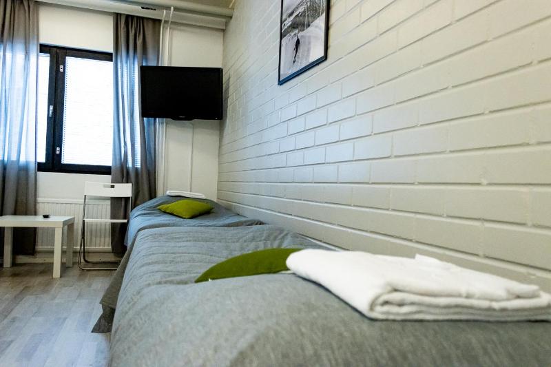 Quadruple Room with Shared Bathroom image 3