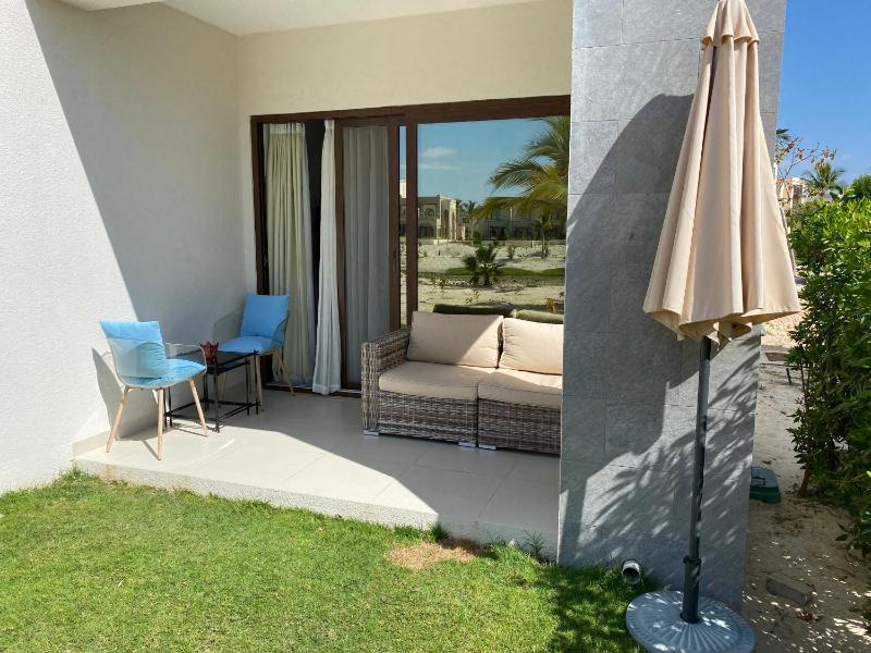Hana Apartment Hawana Lagoons - image 25