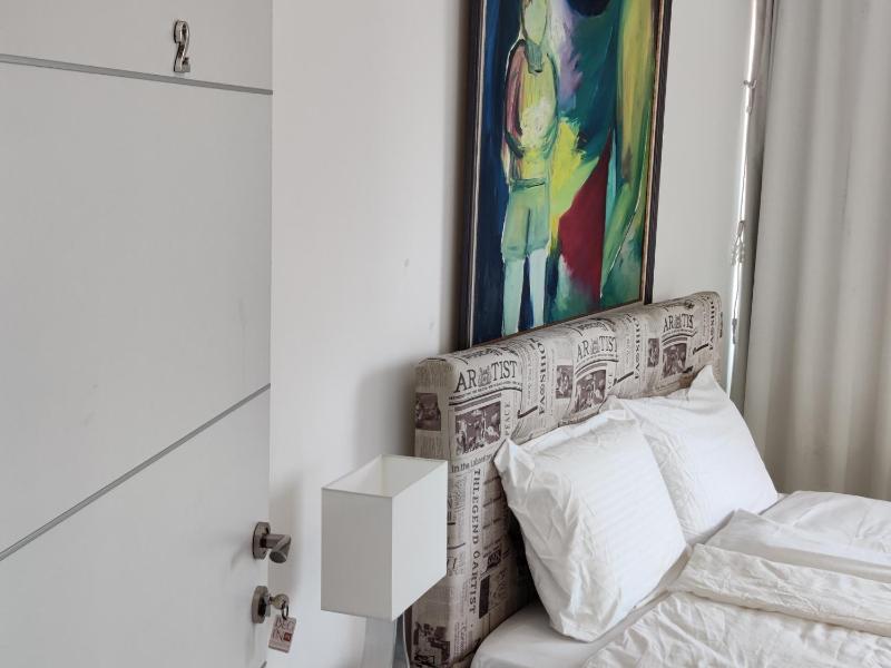 Begin19 Apartments & Hostel - image 9