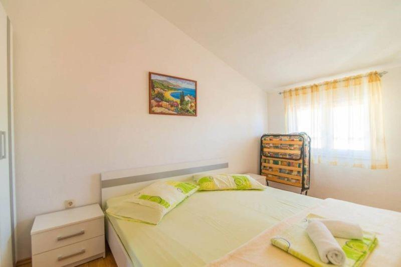 Apartment image 2