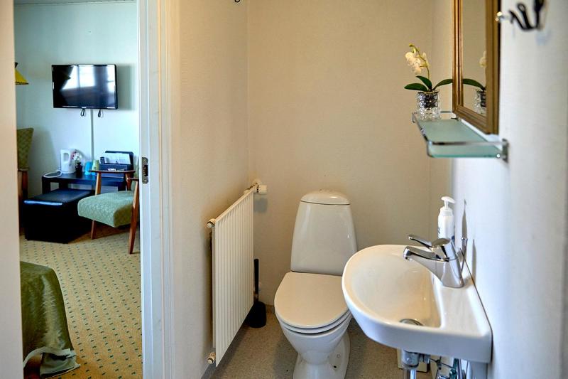 Twin Room with Balcony (No pets allowed) image 1