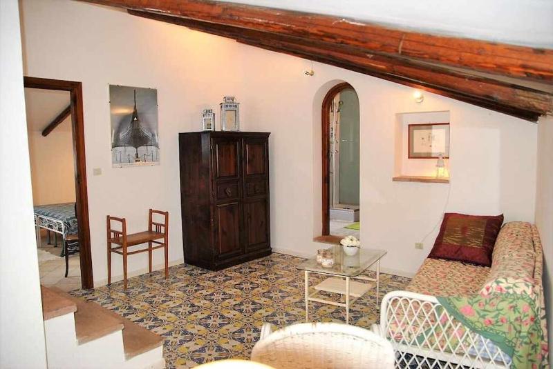 Casa Belvedere vista mare nel centro storico - image 37