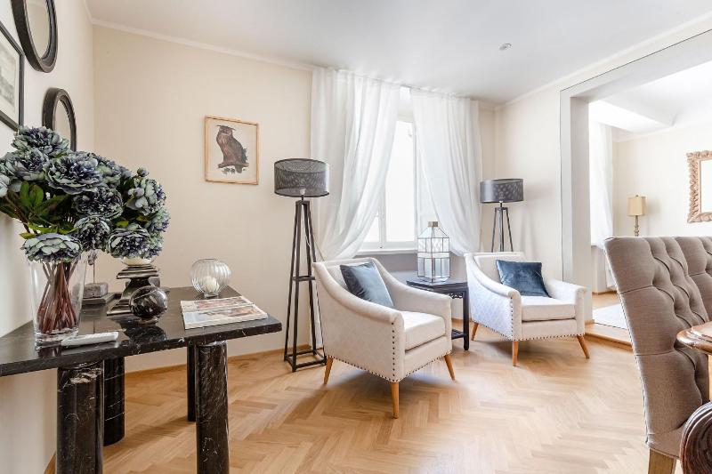 Casa San Frediano 3 Luxury Bedrooms and a Charming LUCCA View Inside the Walls - image 36