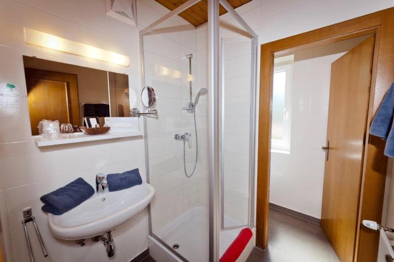 Double Room with Balcony image 1