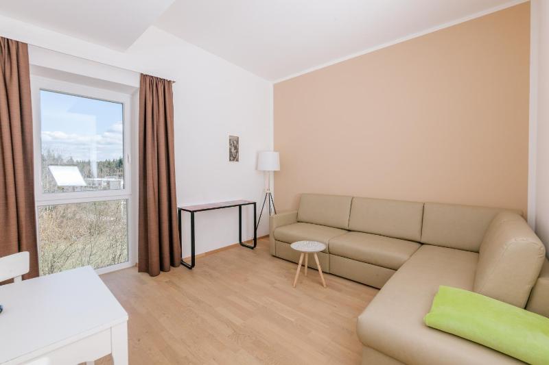 Junior Suite with Garden View image 3