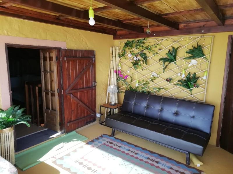 One-Bedroom House image 4