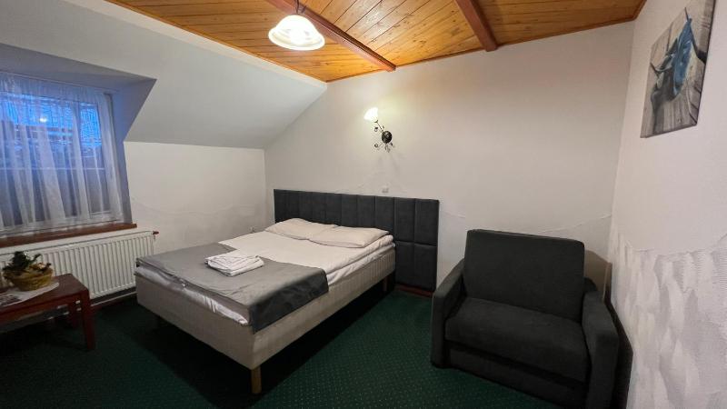 Double Room image 1