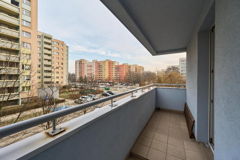 Apartments Wrocław Bajana by Noclegi Renters - image 5