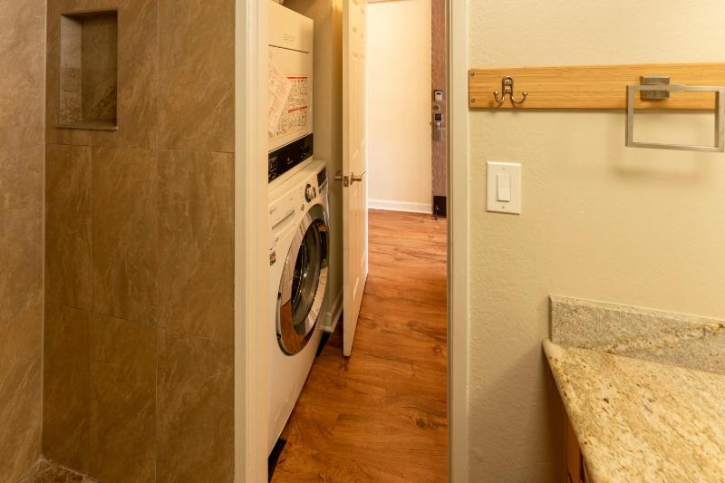 Oceanview Condo at Royal Kahana Resort - image 17