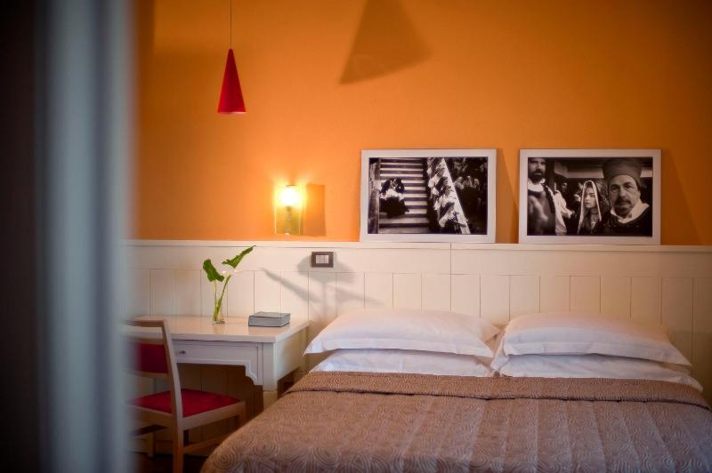 Quadruple Room image 3