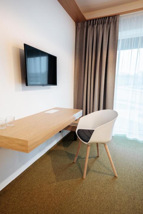 Deluxe Double Room image 2