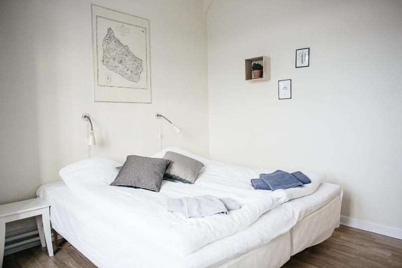 Small Double Room image 4