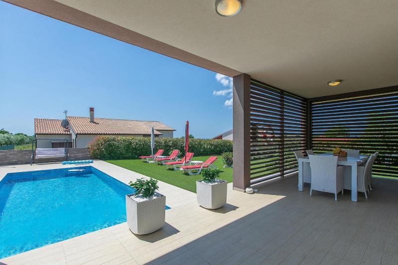 Villa Štefanja - managed by Travel Istria - image 3