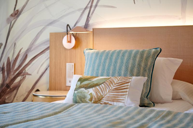 Double or Twin Room image 4