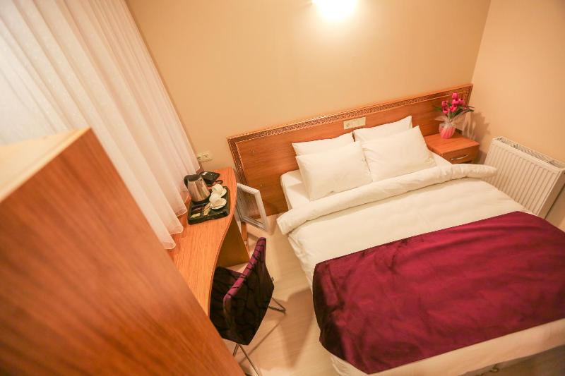 Deluxe Single Room image 3