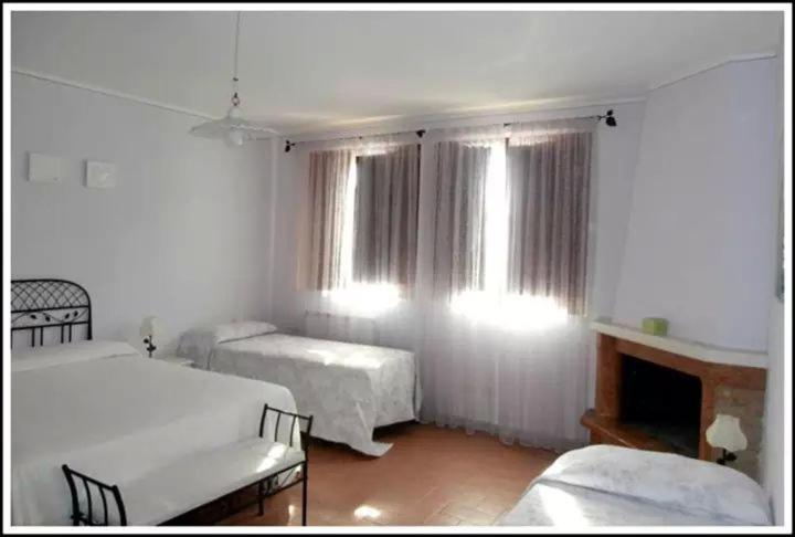 Quadruple Room image 1