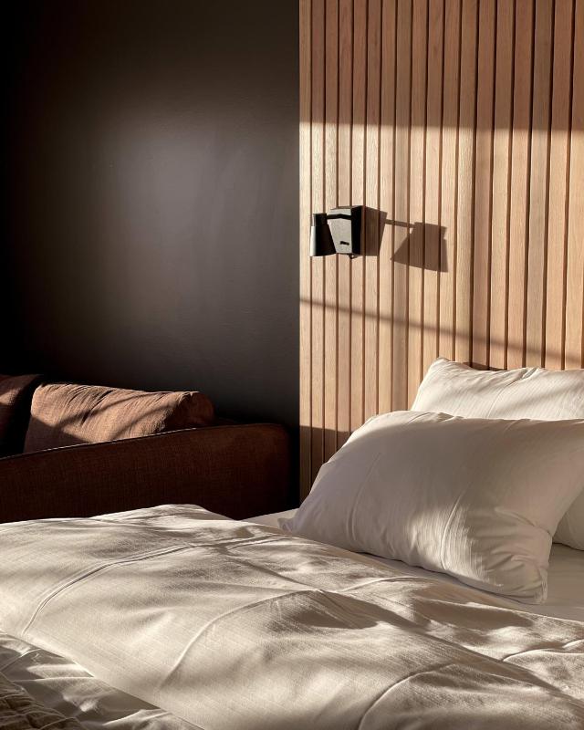 Double Room image 3