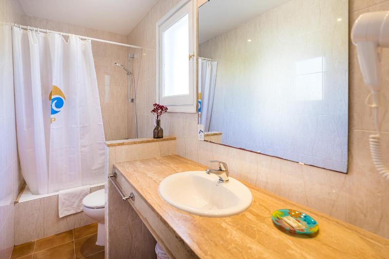 Two-Bedroom Apartment image 3