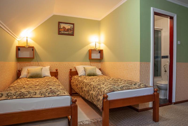 Double or Twin Room with Private Bathroom image 4