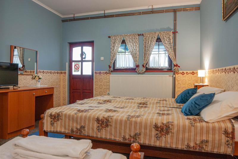 Family Room with Bathroom image 3