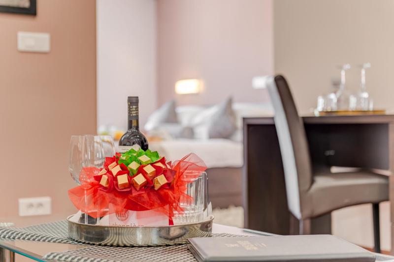 Palace Suites Heritage Hotel - Adults Only - image 1