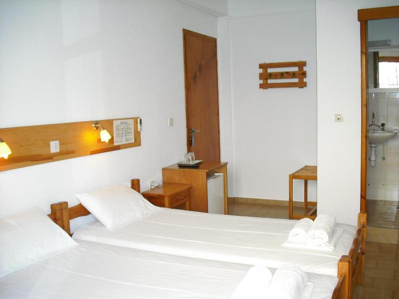 Anastasis Rental Rooms - image 14
