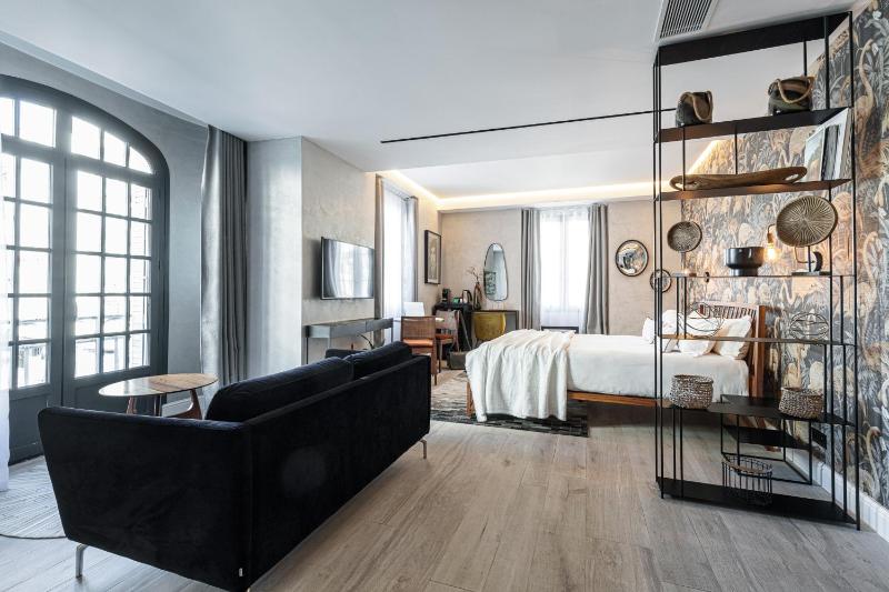 Deluxe Suite with Hammam image 3