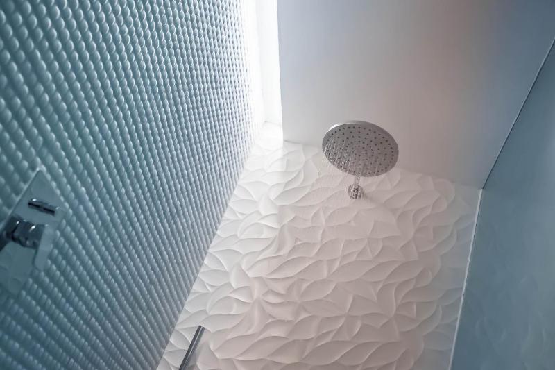 Superior Suite image 4