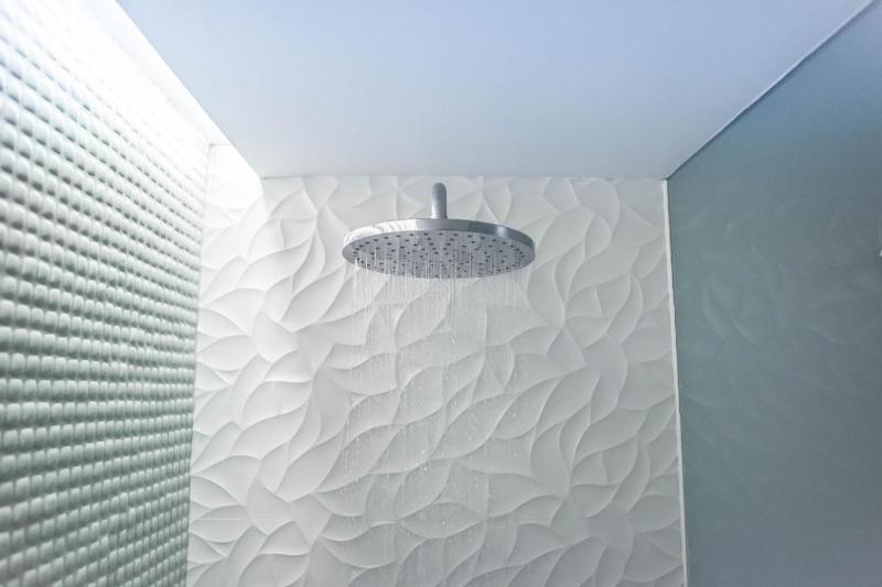 Superior Suite image 2