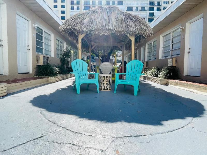 St Maurice Beach Inn - image 22
