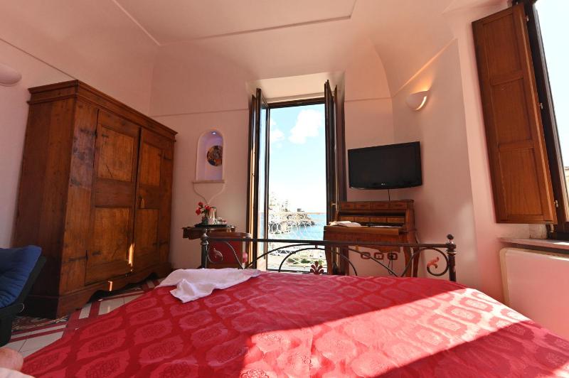 Junior Suite image 2