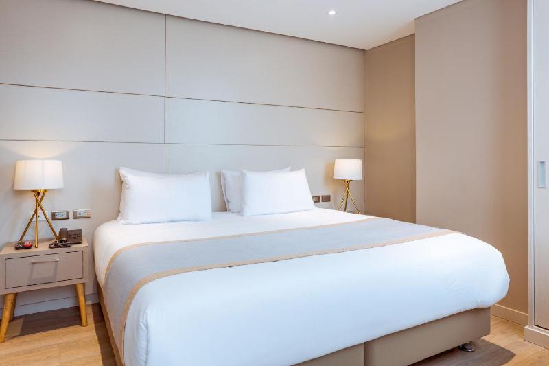 Hotel City Bog Corferias - image 9