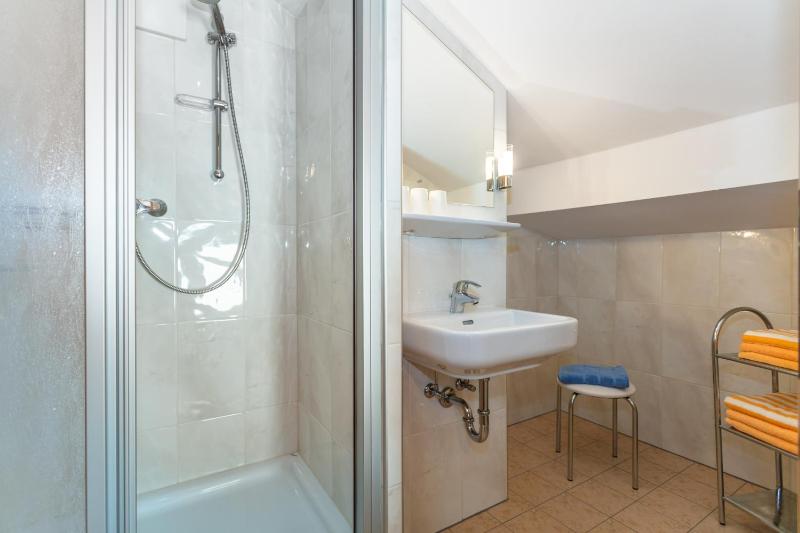 Apartment - Split Level image 4
