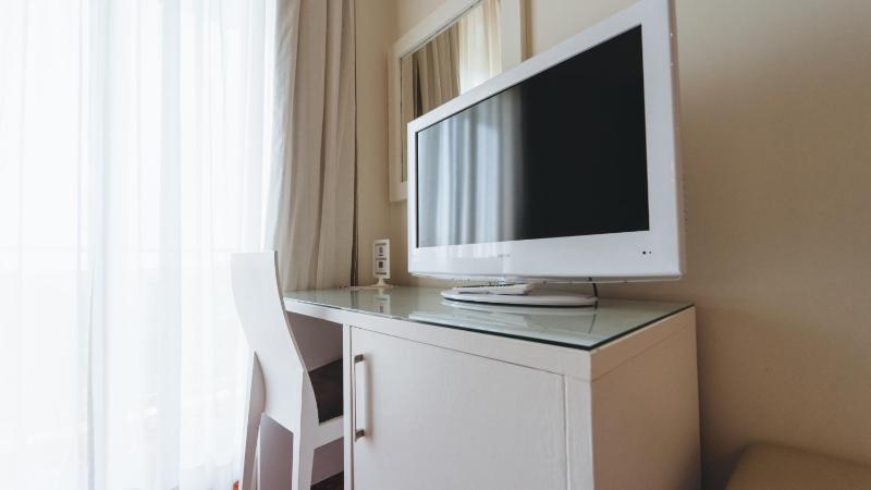 Deluxe Double Room image 3