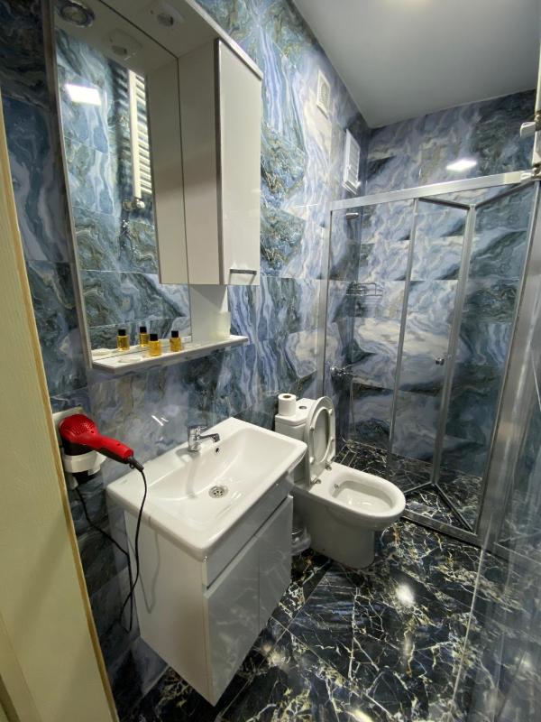 Deluxe Double Room image 4