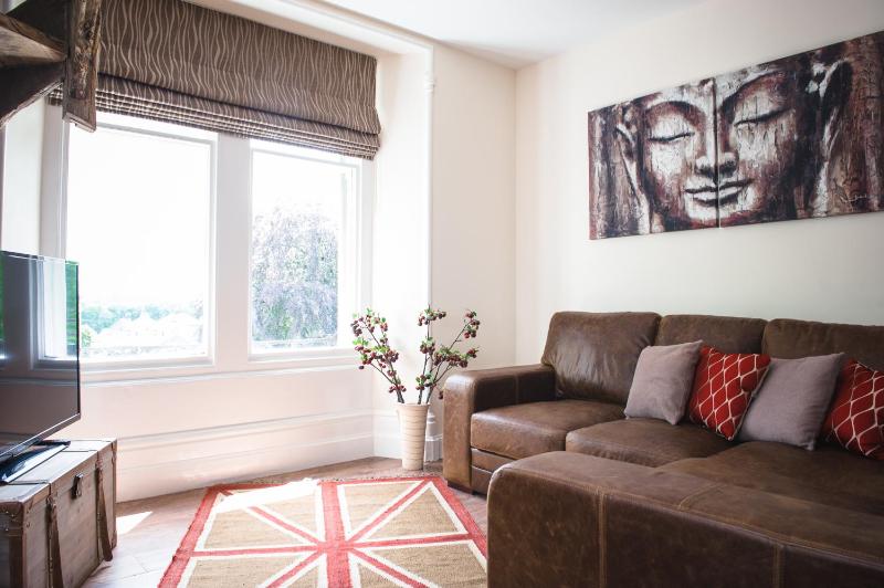 Family Suite (4 Adults) - Snug 1 image 3