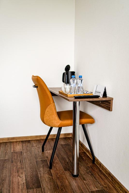 Double Room with Mountain View image 4