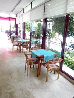 Sailor Apart Hotel - image 22