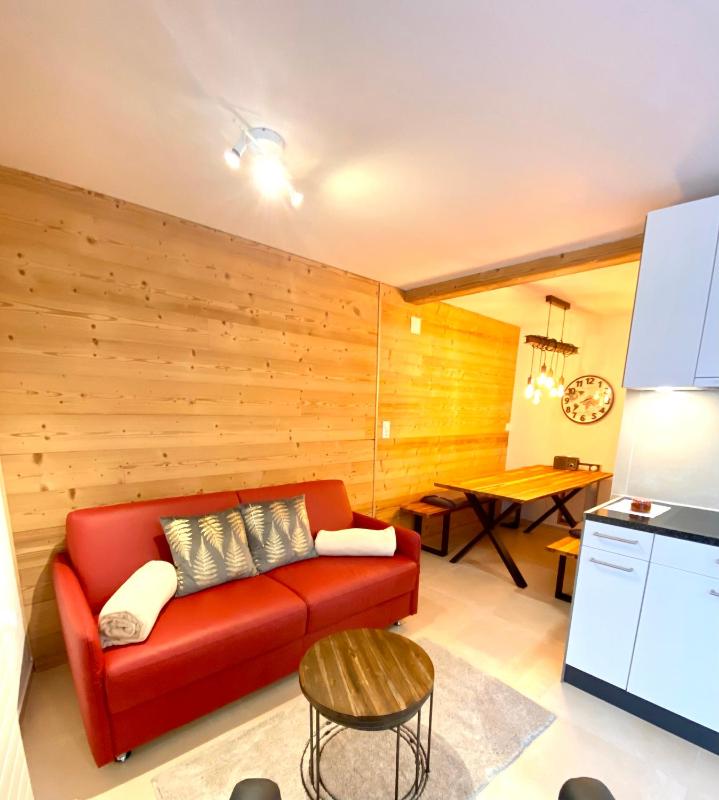 Apartment with Mountain View image 3