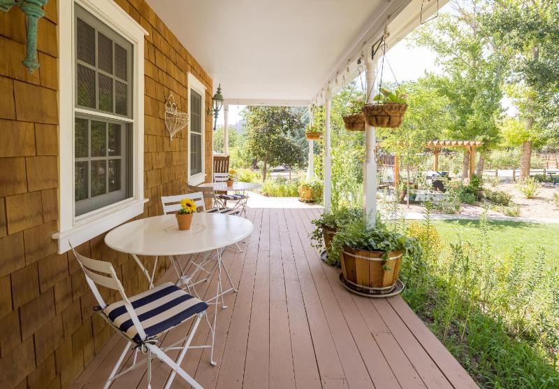 Sunflower Hill Inn - image 12